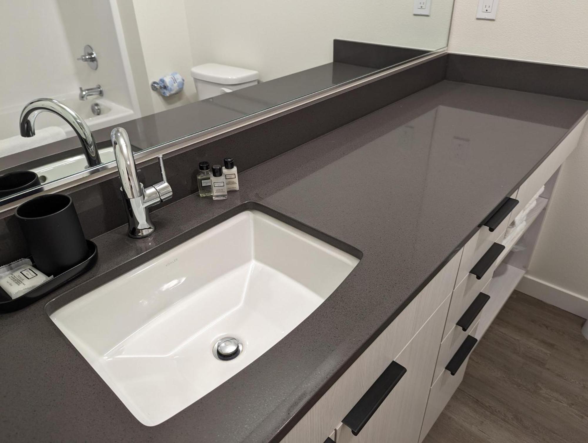 Marina Square Suites Bremerton Eksteriør bilde
